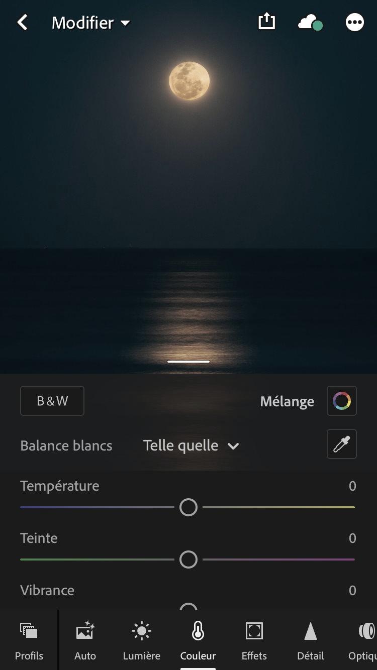 Comment prendre la lune en photo : les secrets des photographes professionnels